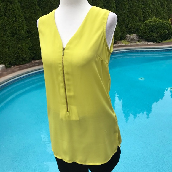 Neon Green V-neck Zipper Top - Picture 2 of 5